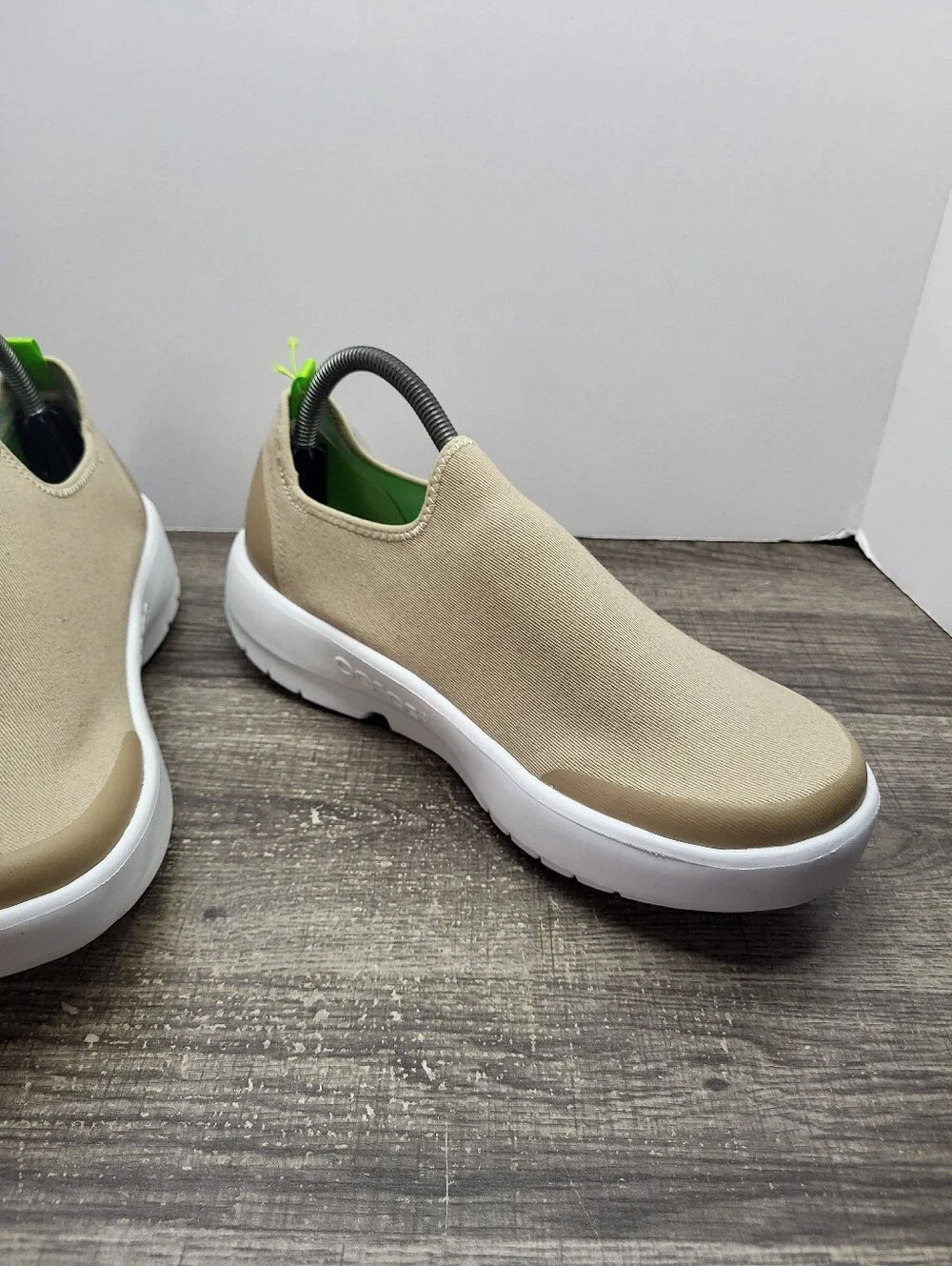 Oofos Oomg Eezee White Taupe Men's Size 10 New Slip-On Shoes New